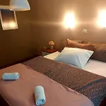 Sobe Ob Sotocju Budic Catez Ob Savi Pensionat