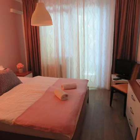Sobe Ob Sotocju Budic Catez Ob Savi Gæstehus 3*