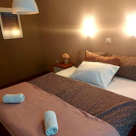 Sobe Ob Sotocju Budic Catez Ob Savi Guest house
