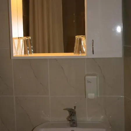 Ob Sotocju Budic Penzion 2*