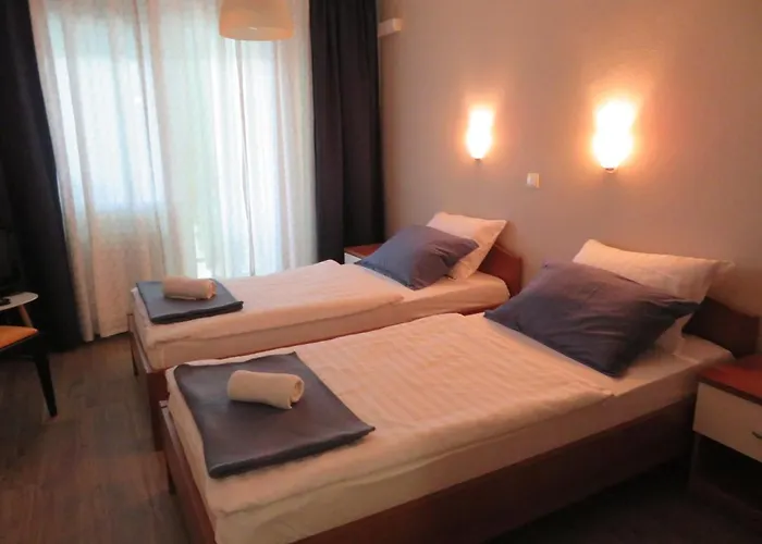 Sobe Ob Sotocju Budic Catez Ob Savi Gasthuis 3*