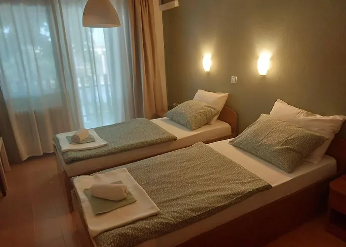 Sobe Ob Sotocju Budic Catez Ob Savi Brežice