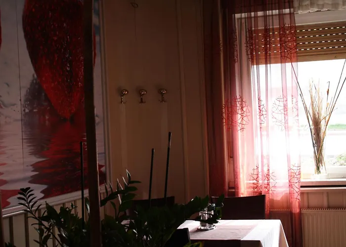 Sobe Ob Sotocju Budic Catez Ob Savi Pensjonat Brežice