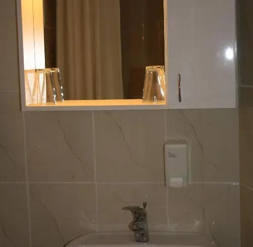 Sobe Ob Sotocju Budic Catez Ob Savi Pensjonat 3*